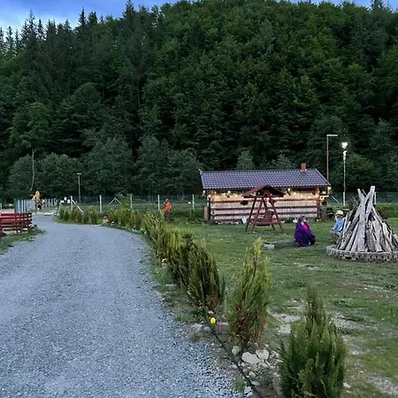 Casuta Butoi Din Lemn Campsite