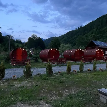 Campsite Casuta Butoi Din Lemn Grosii Tiblesului