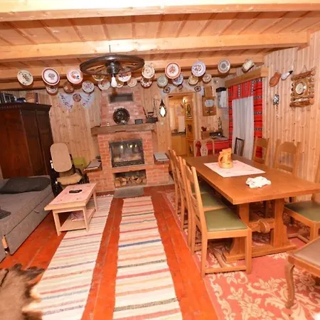 Campsite Casuta Butoi Din Lemn Grosii Tiblesului