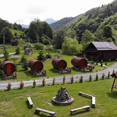 Campsite Casuta Butoi Din Lemn *